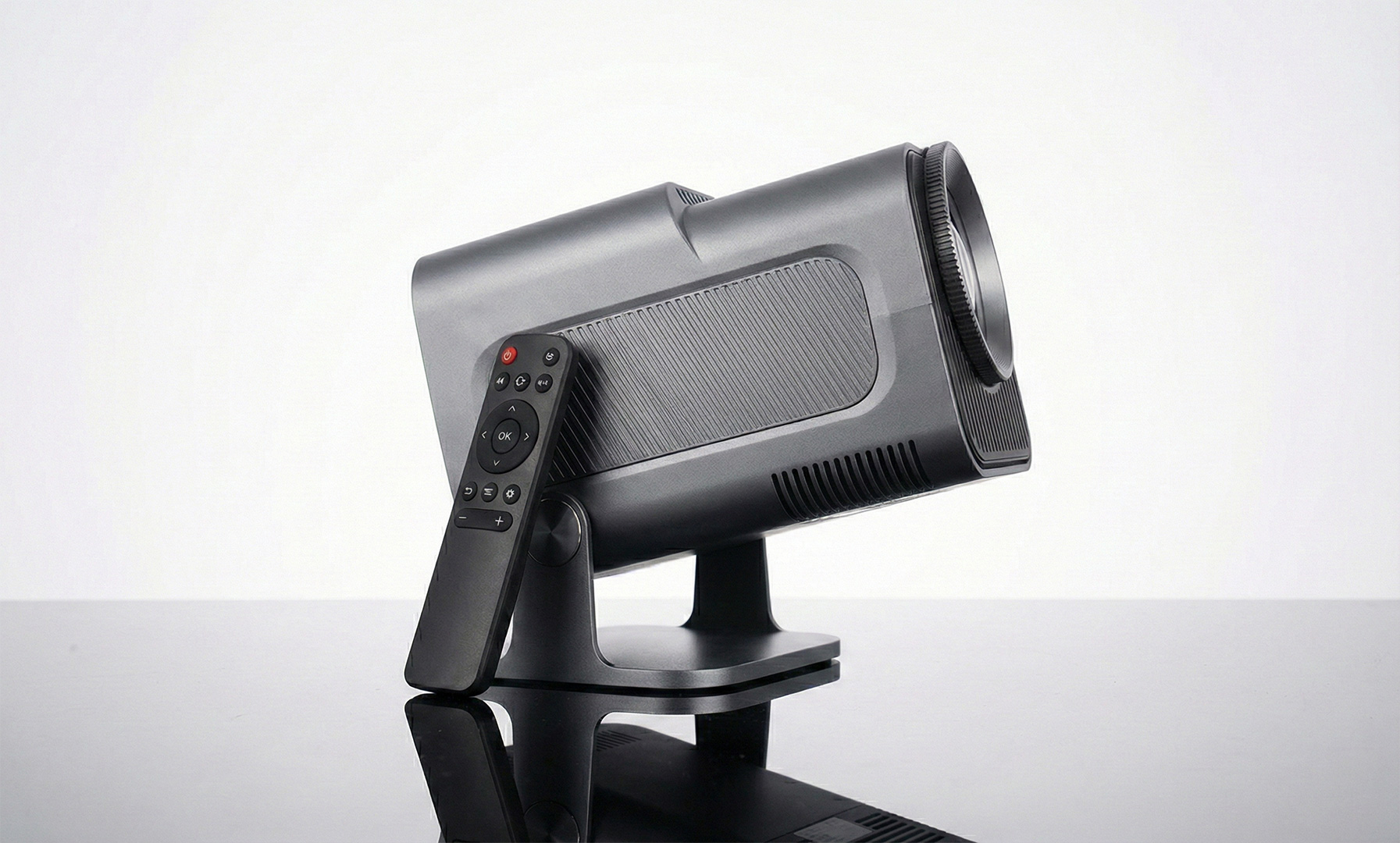 Magcubic HY320 Android Mini Projector - Image 3